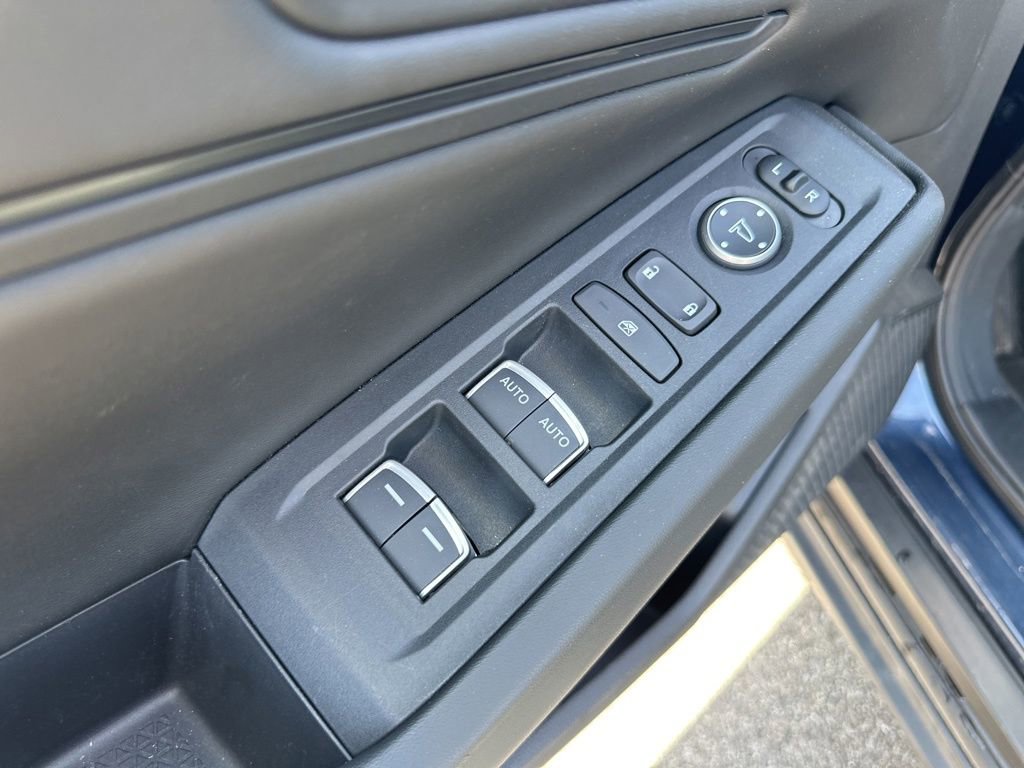 Used 2025 Honda Accord SE image 16