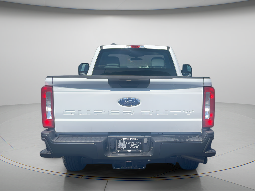 Used 2023 Ford F250 XL RWD image 9