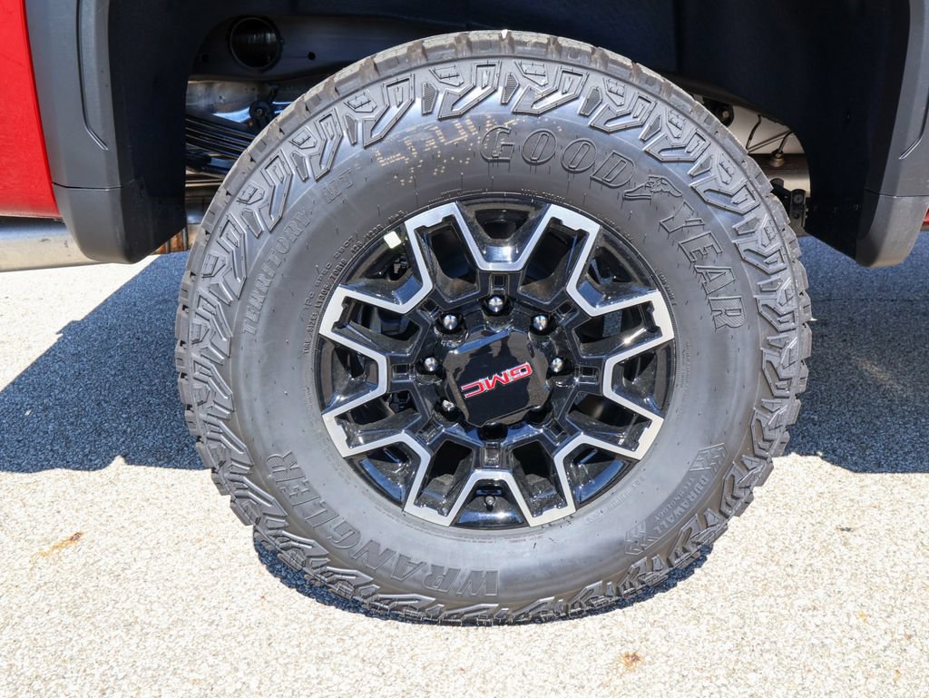 New 2026 GMC Sierra 2500 AT4X w/ LPO, Black Badging Package AWD/4WD image 37