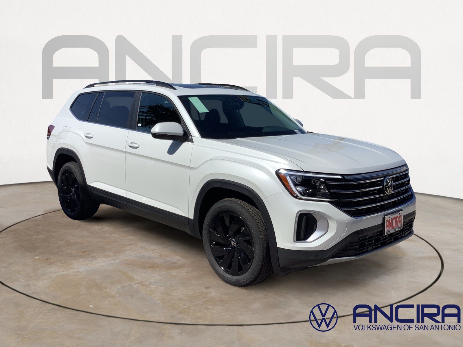New 2026 Volkswagen Atlas SE FWD image 1