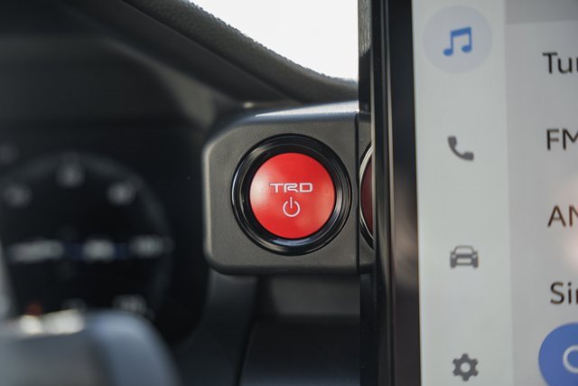 Used 2024 Toyota Tacoma TRD Sport image 31