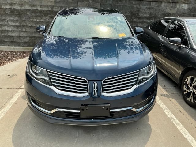 Used 2017 Lincoln MKX Reserve FWD image 4