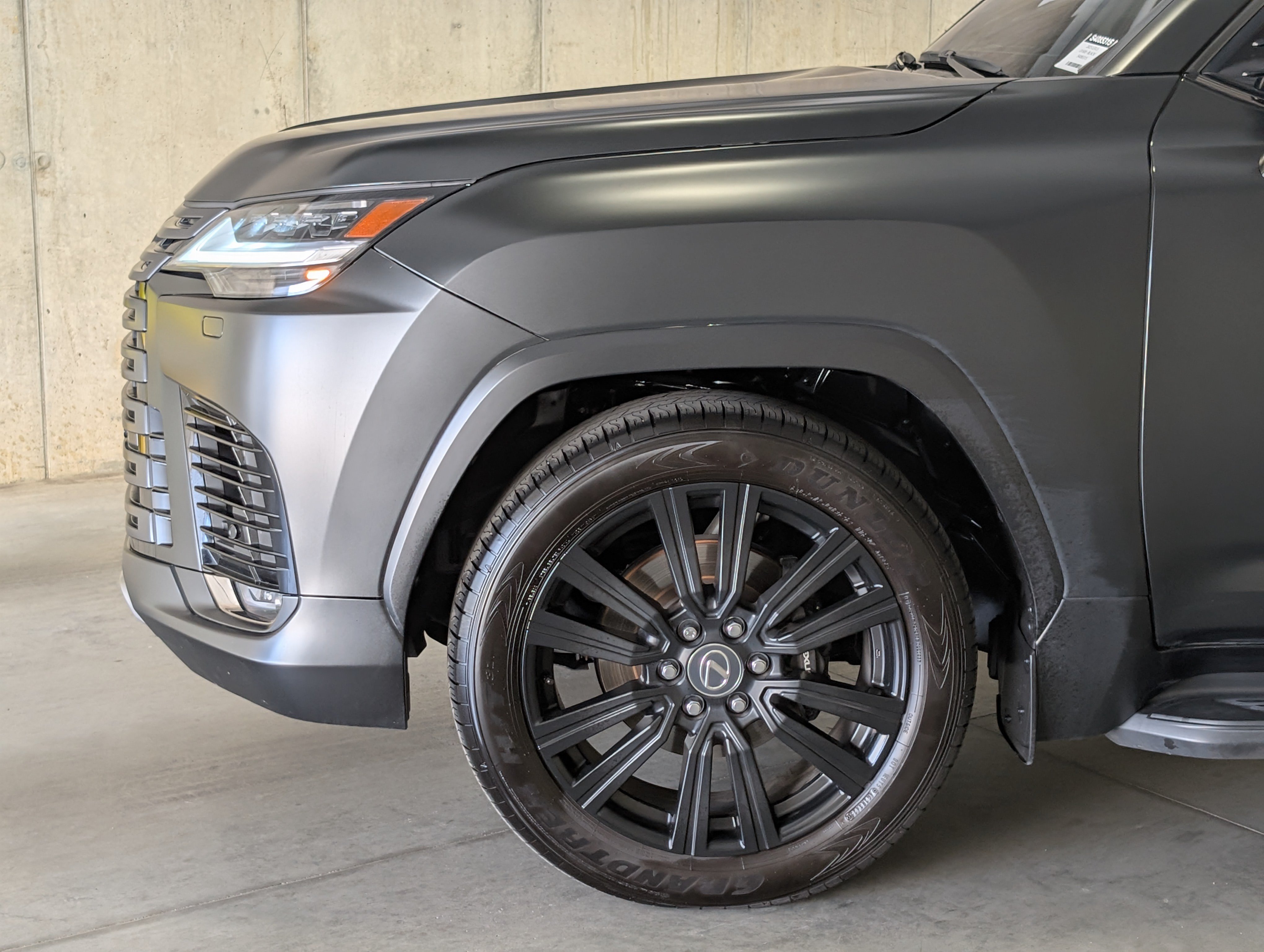 Used 2025 Lexus LX 600 4WD w/ Appearance Package image 15