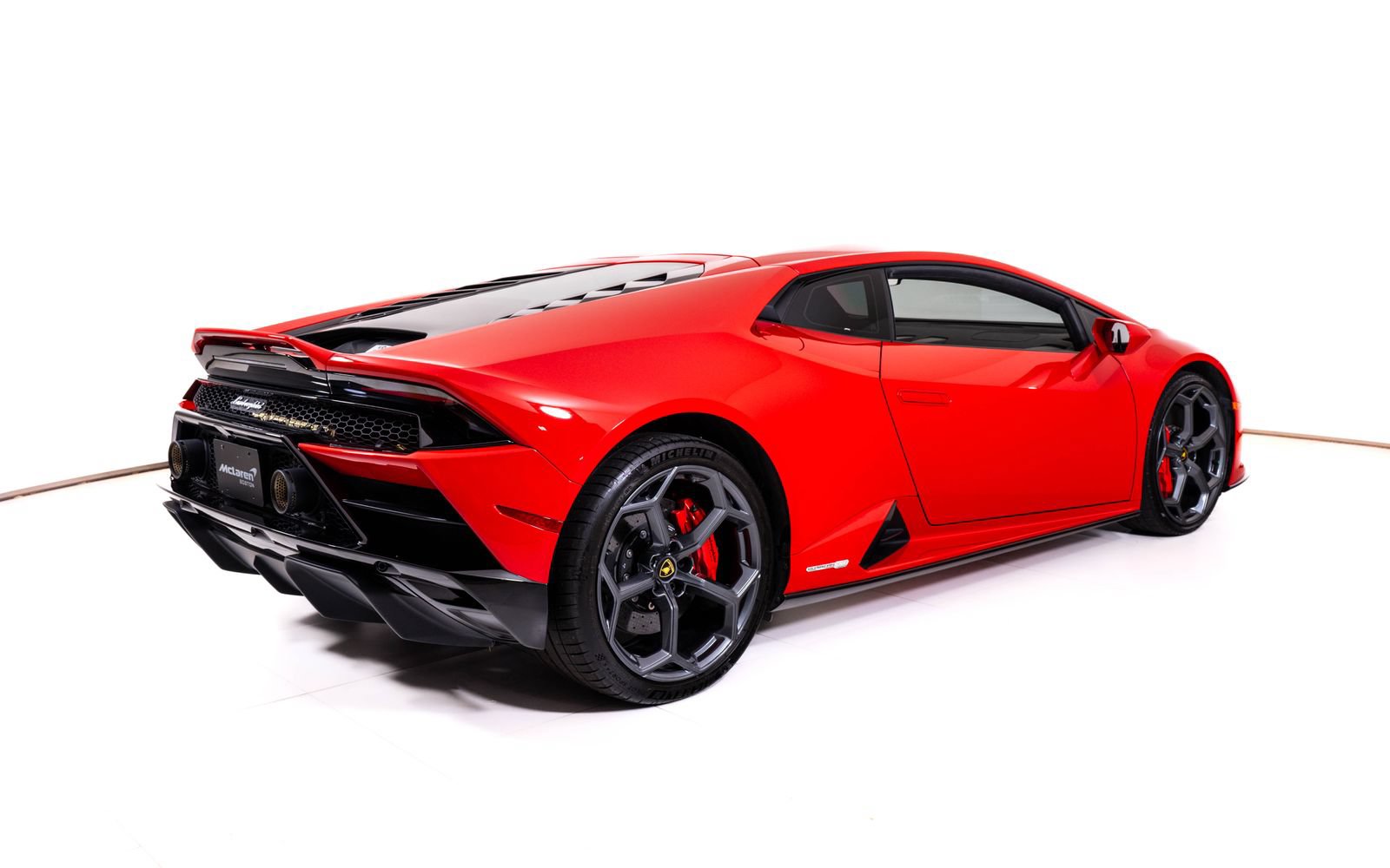Used 2021 Lamborghini Huracan EVO RWD image 5