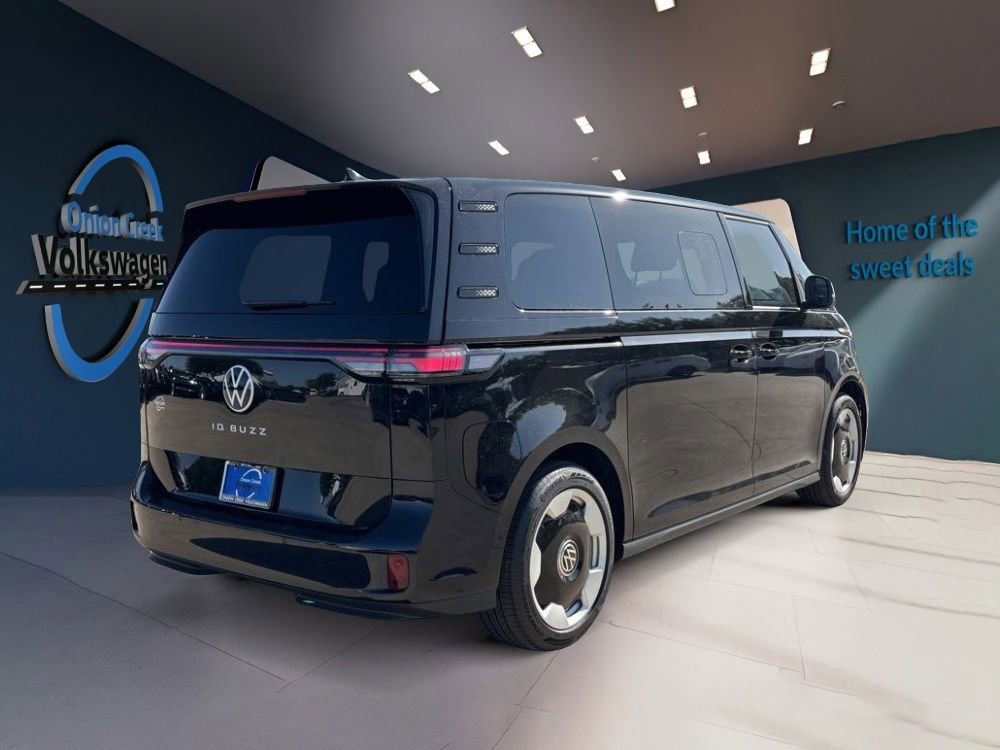 New 2025 Volkswagen ID. Buzz Pro S RWD image 5