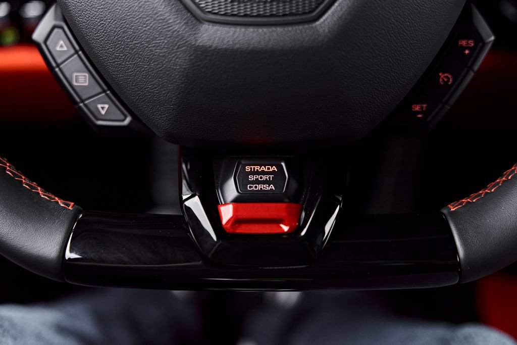 Used 2023 Lamborghini Huracan Tecnica RWD image 66