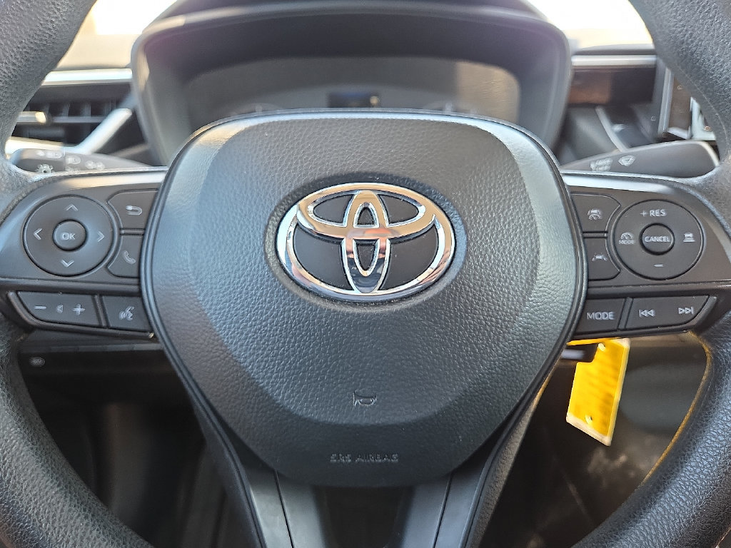 Used 2024 Toyota Corolla LE FWD image 30
