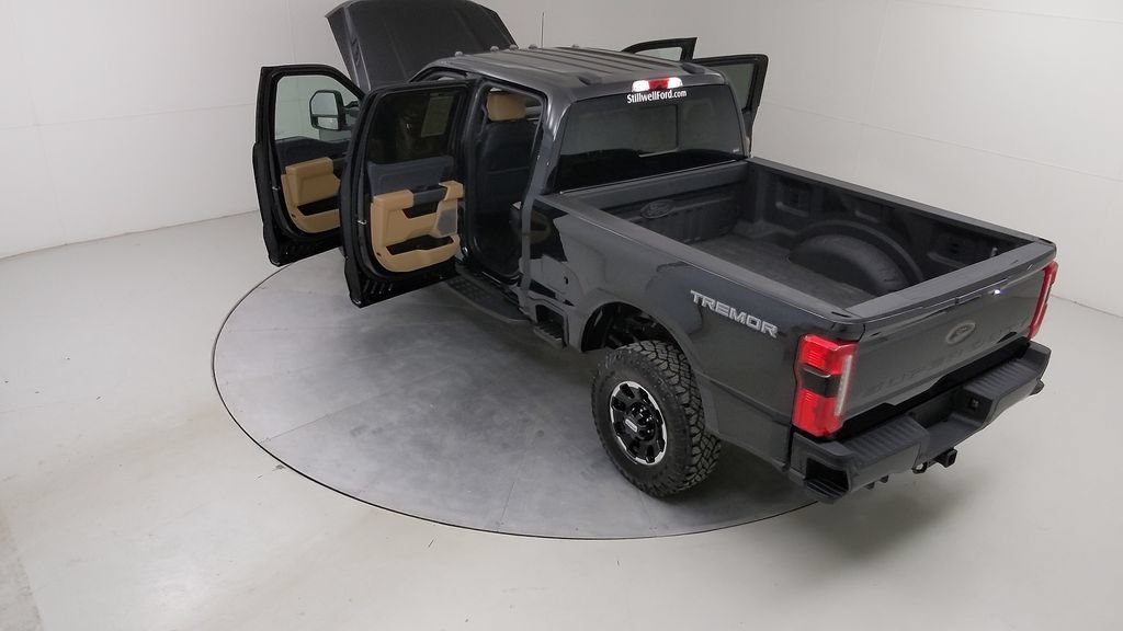 Certified 2026 Ford F350 Lariat w/ Tremor Off-Road Package AWD/4WD image 55