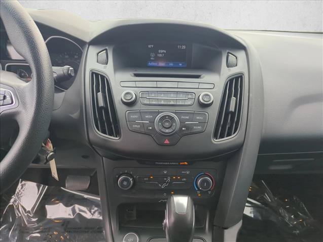 Used 2016 Ford Focus SE FWD image 15