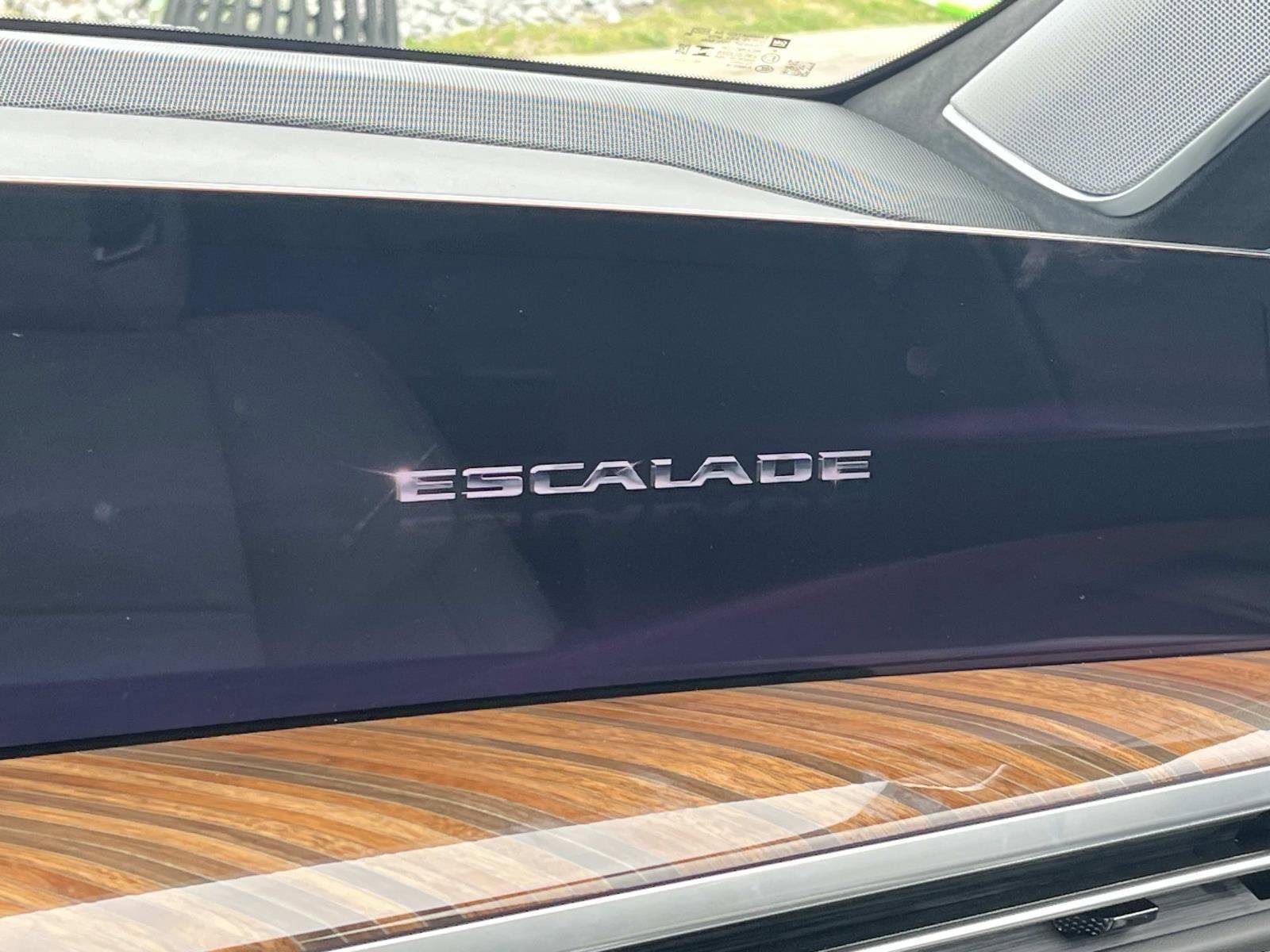 Used 2026 Cadillac Escalade Platinum Sport AWD/4WD image 35