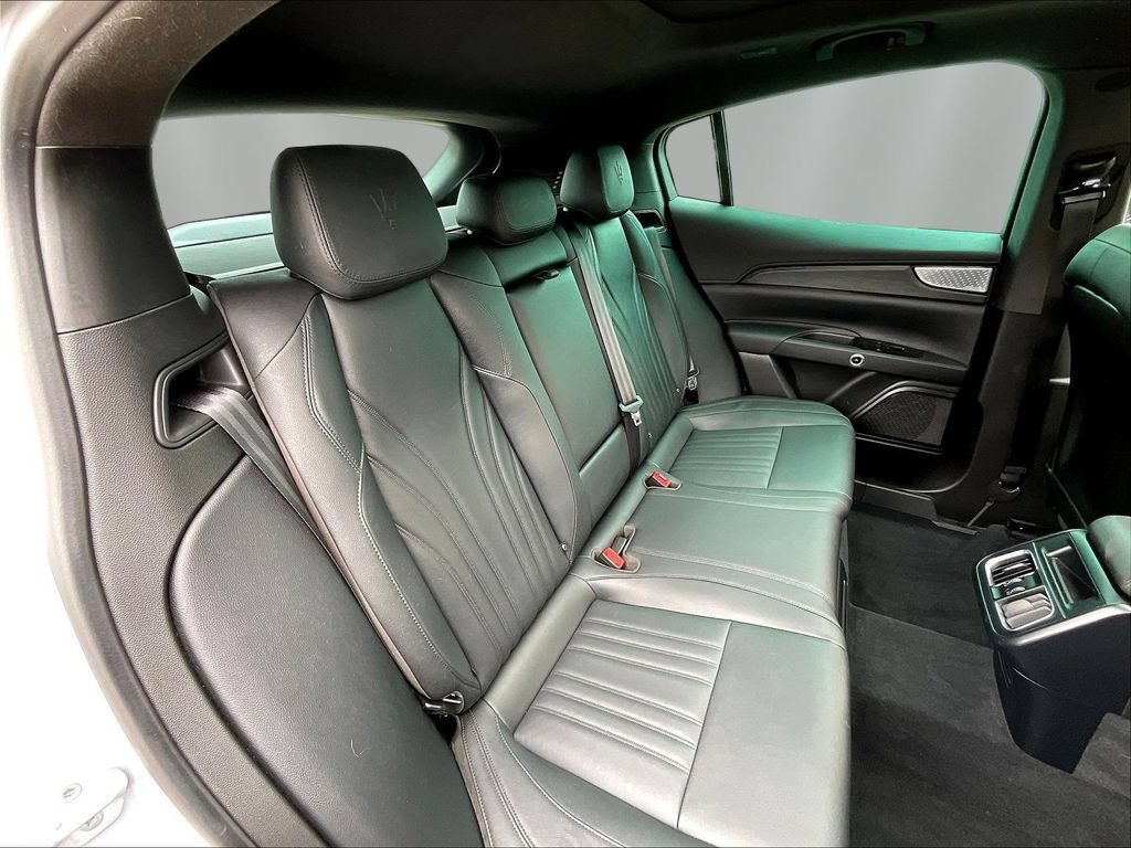 Used 2023 Maserati Grecale Modena AWD/4WD image 25