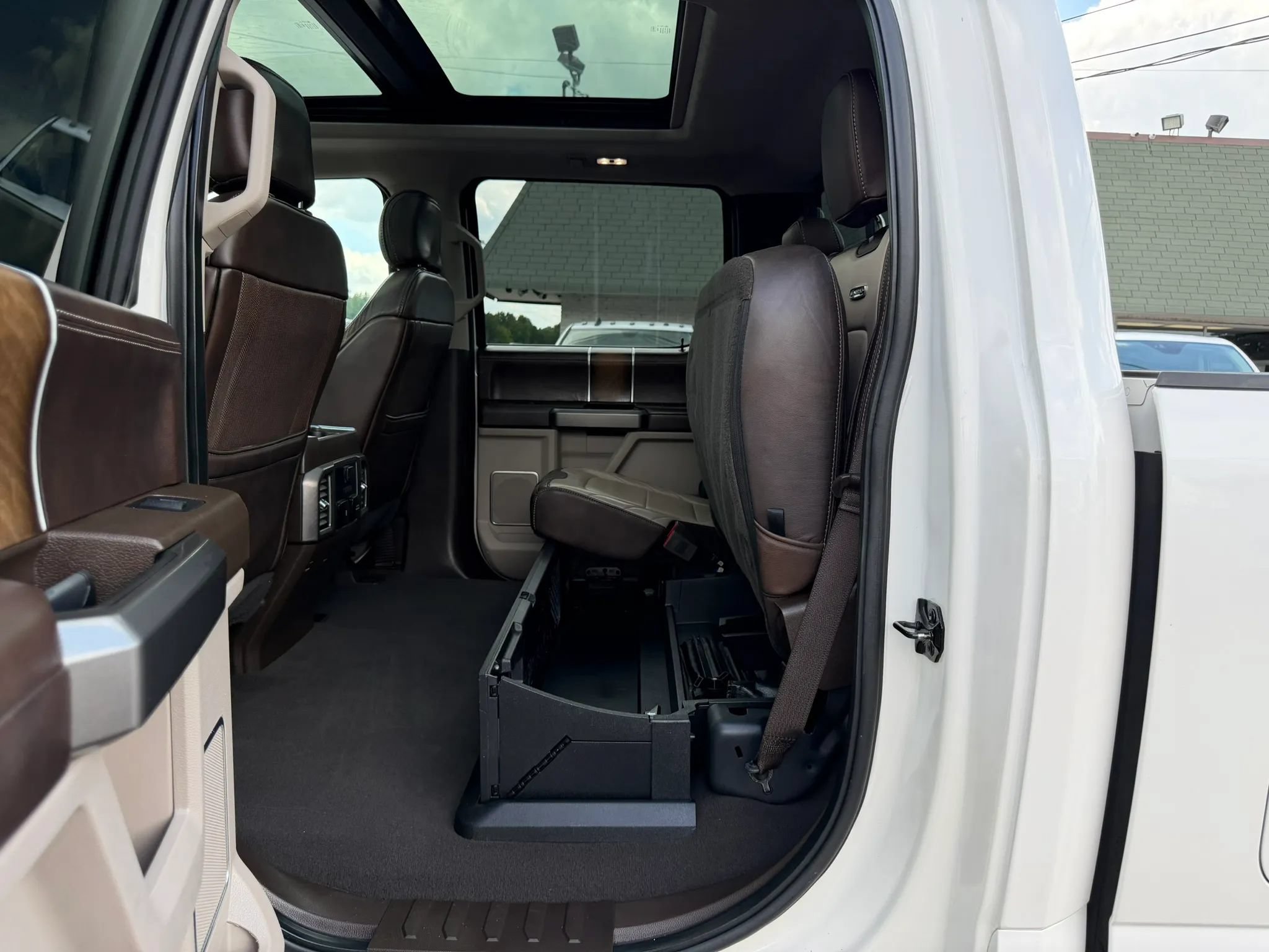 Used 2019 Ford F250 Limited AWD/4WD image 27