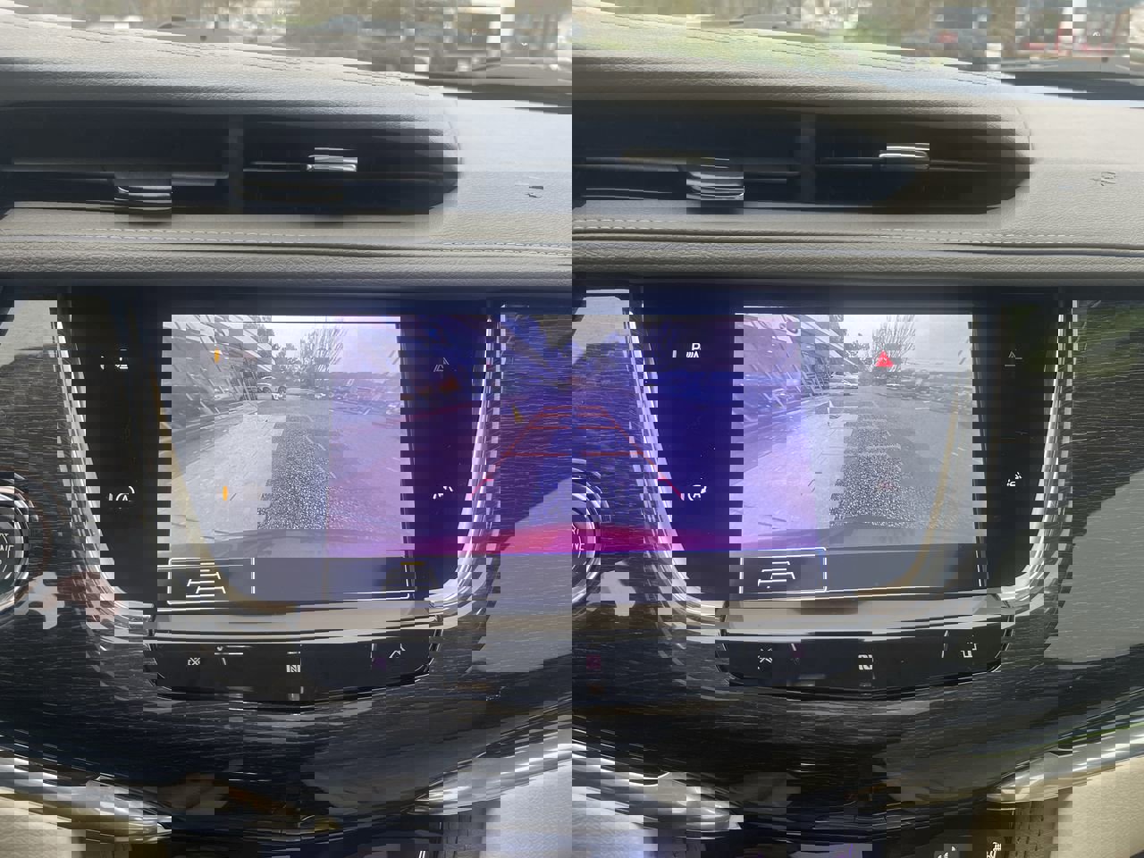 Used 2020 Cadillac XT6 Premium Luxury image 25