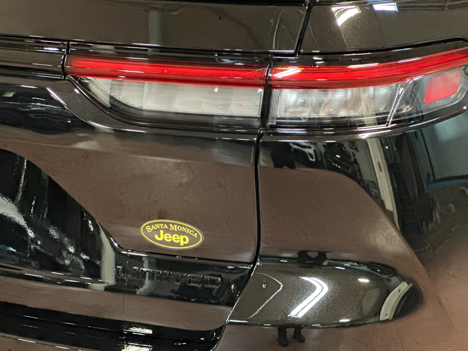 New 2025 Jeep Grand Cherokee Limited w/ Luxury Tech Group II image 26