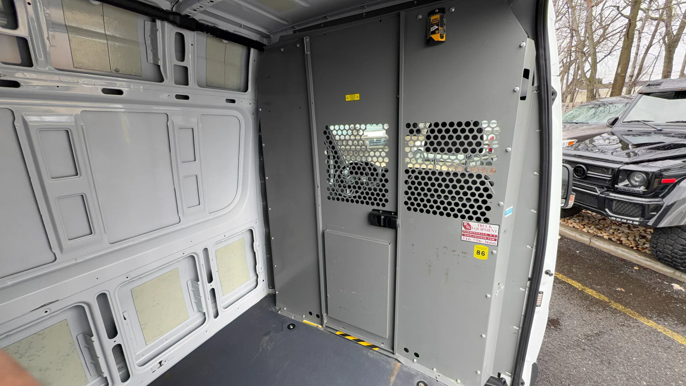 Used 2020 Mercedes-Benz Sprinter 3500 image 21