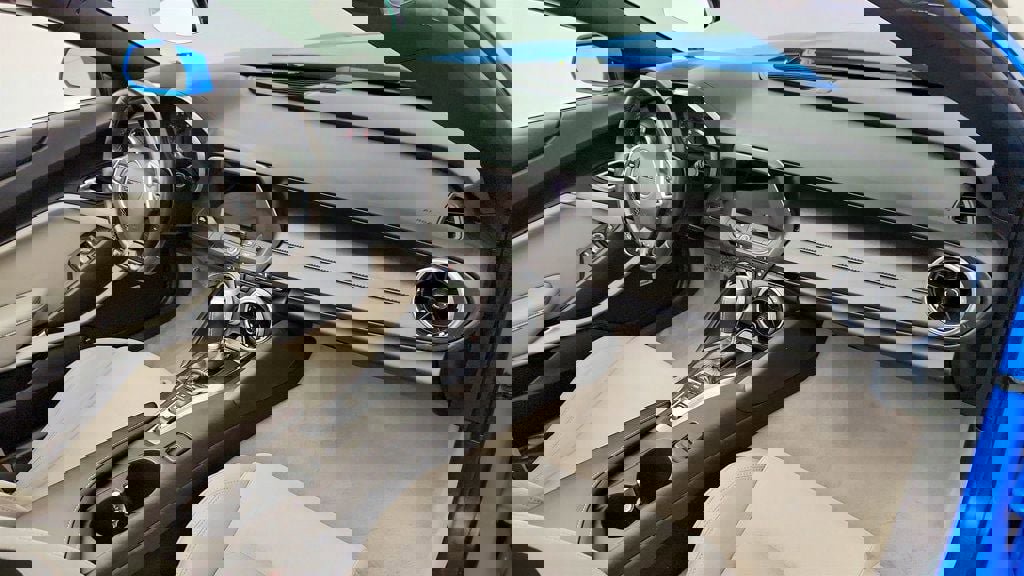 Used 2022 Chevrolet Camaro LT w/ Technology Package image 25