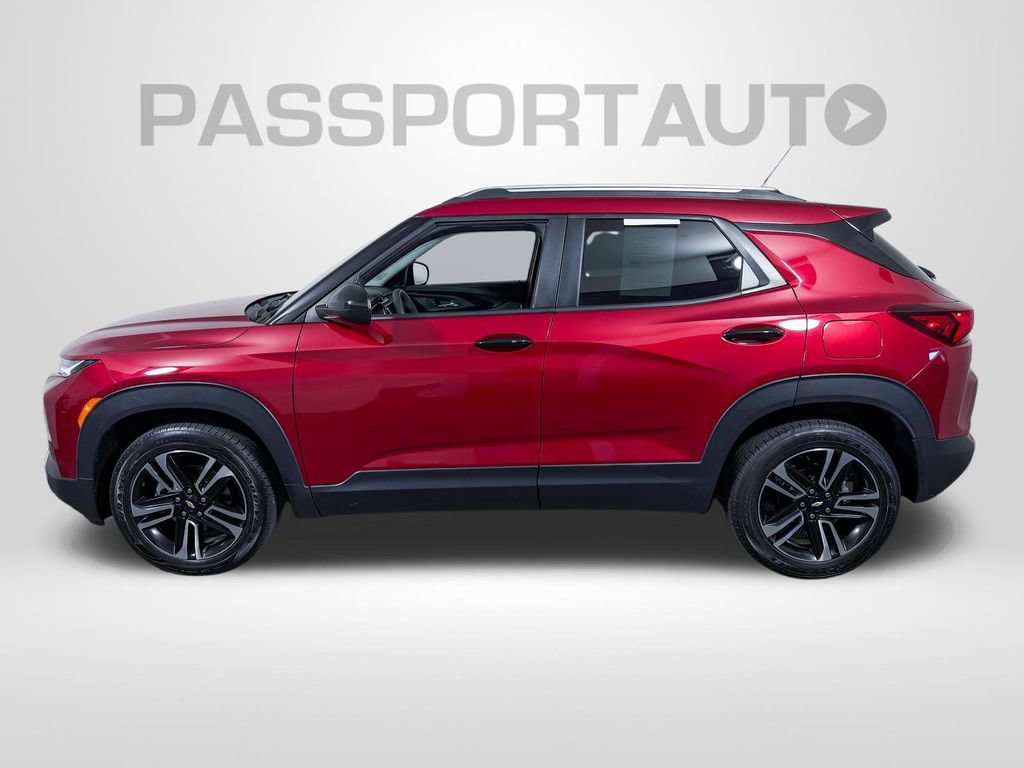 Used 2021 Chevrolet TrailBlazer LT w/ Convenience Package AWD/4WD image 9