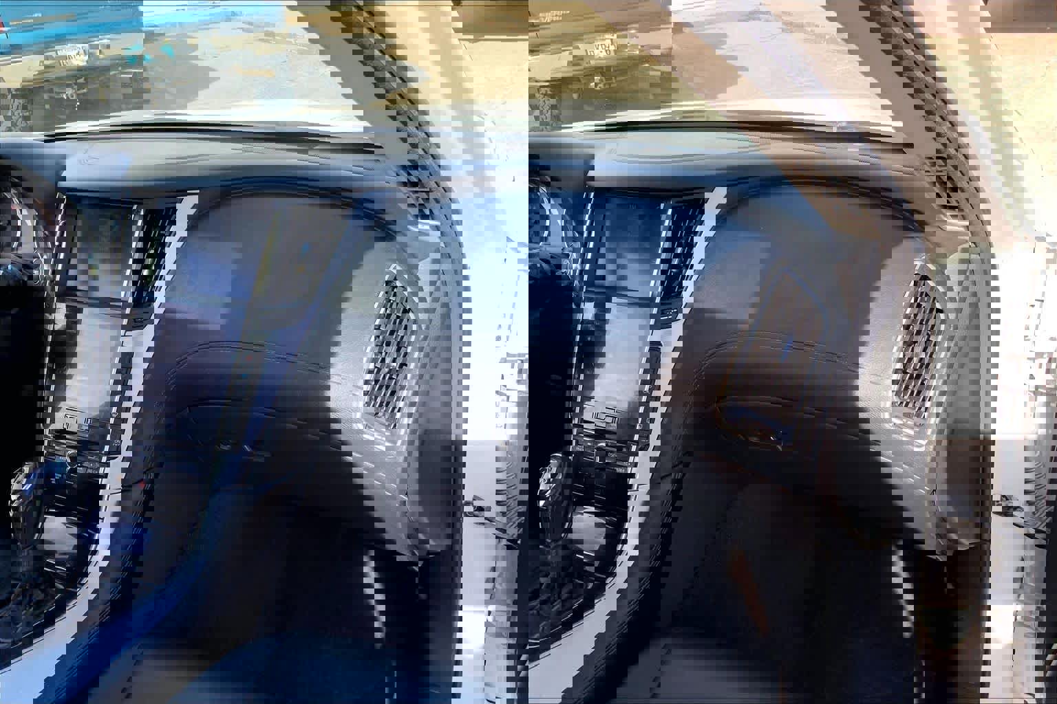 Used 2020 INFINITI Q50 Luxe image 17