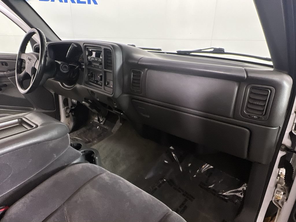 Used 2005 GMC Sierra 2500 SLE w/ Heavy-Duty Power Package AWD/4WD image 26