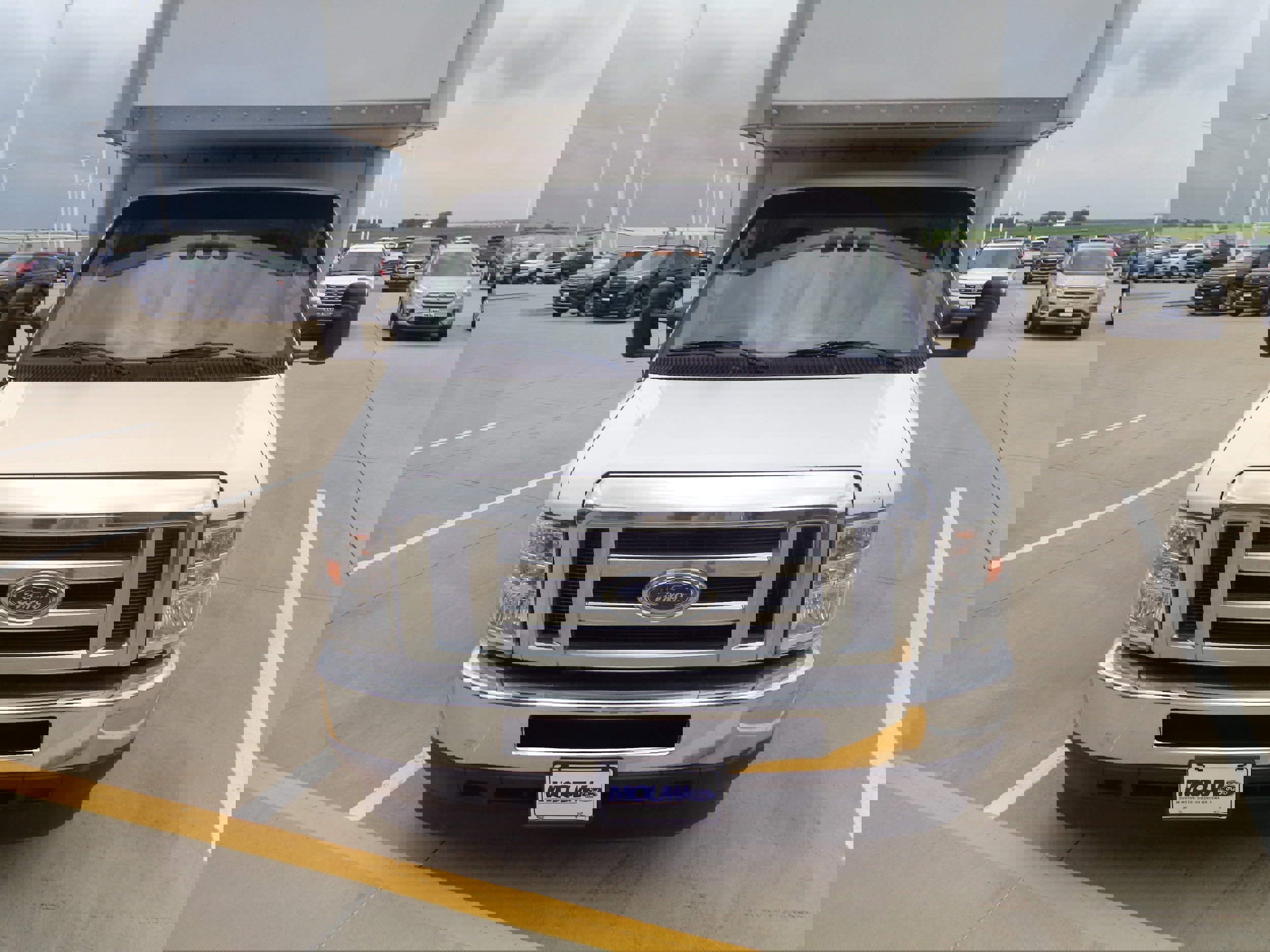 Used 2012 Ford E-350 and Econoline 350 Super Duty w/ Payload Pkg image 2