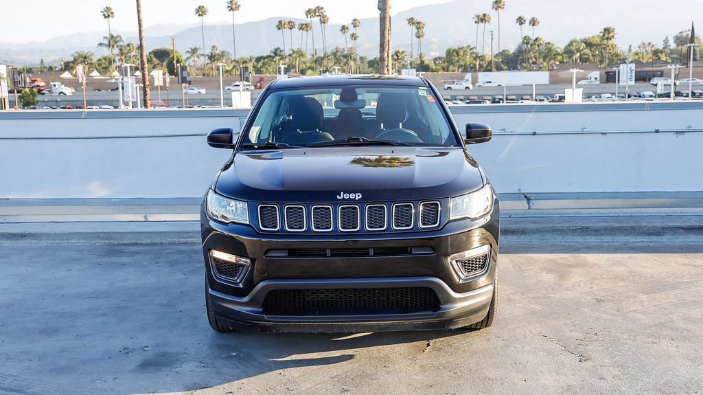 Used 2021 Jeep Compass Sport FWD image 3