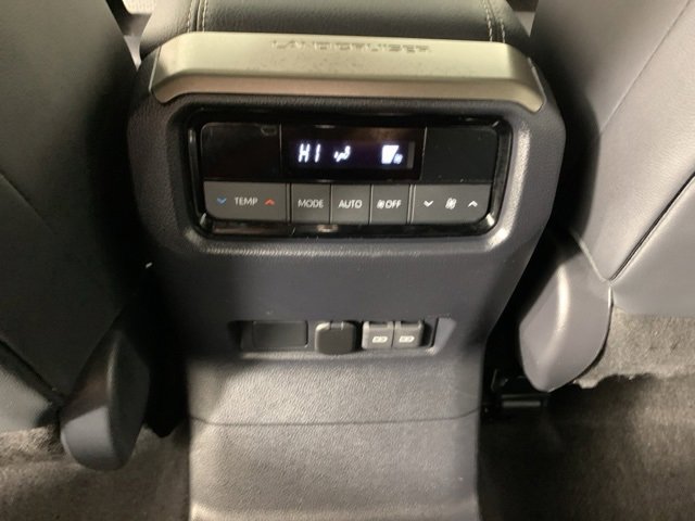 Used 2024 Toyota Land Cruiser image 35