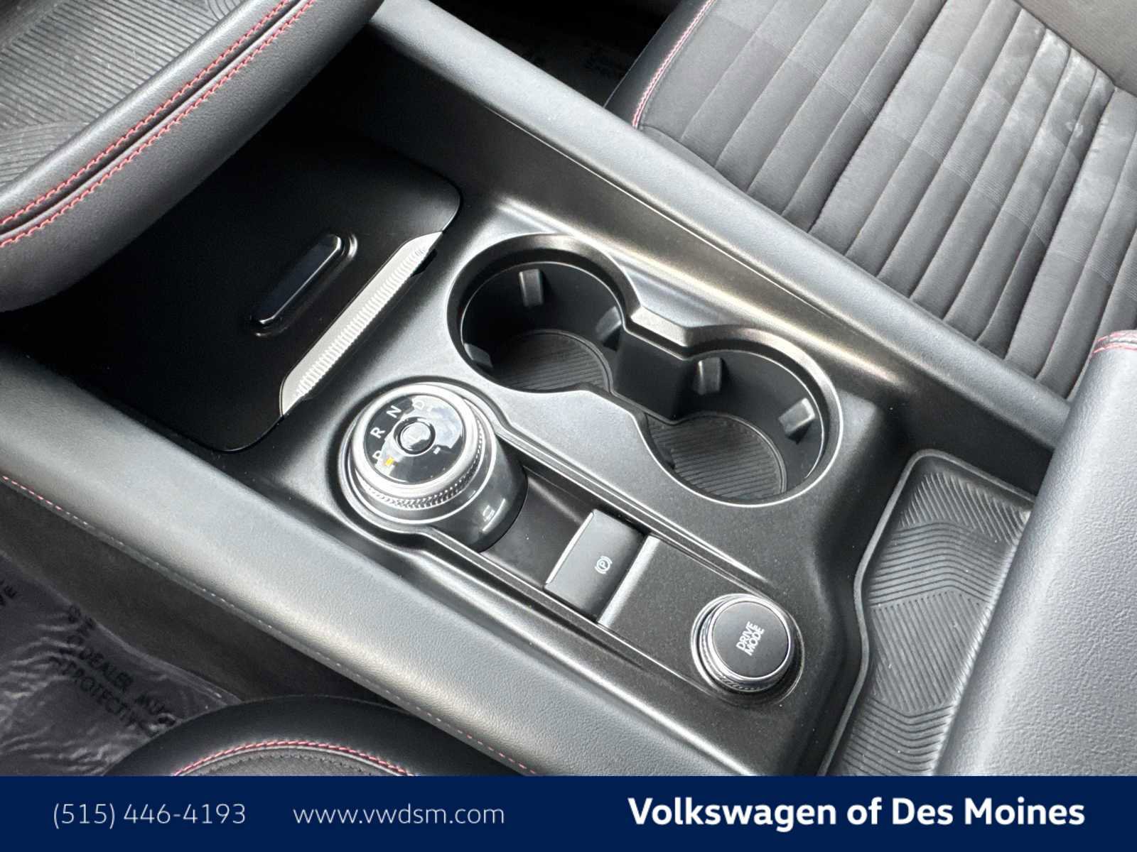 Used 2025 Ford Explorer ST-Line w/ ST-Line Street Pack image 16