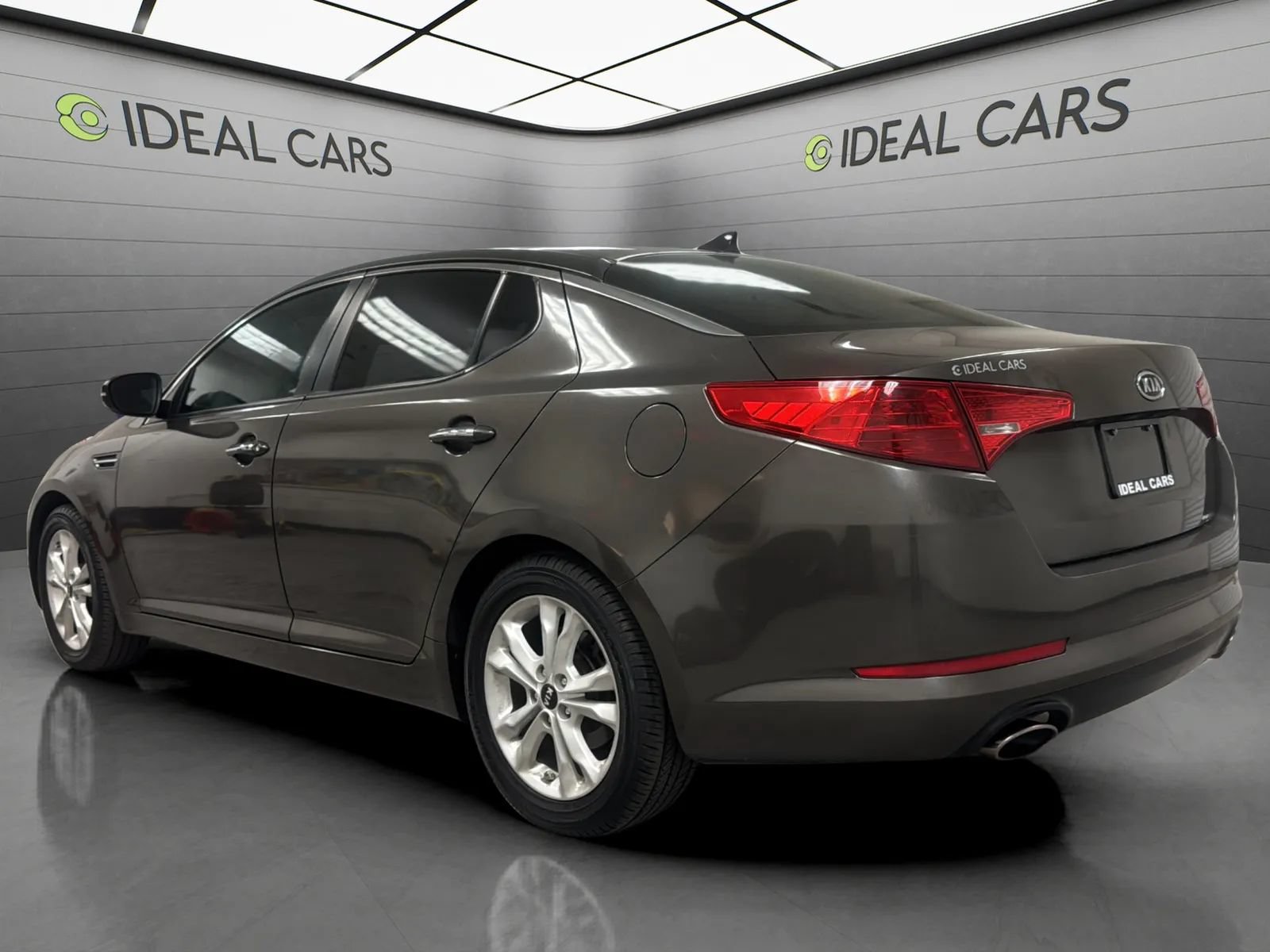 Used 2011 Kia Optima EX FWD image 7