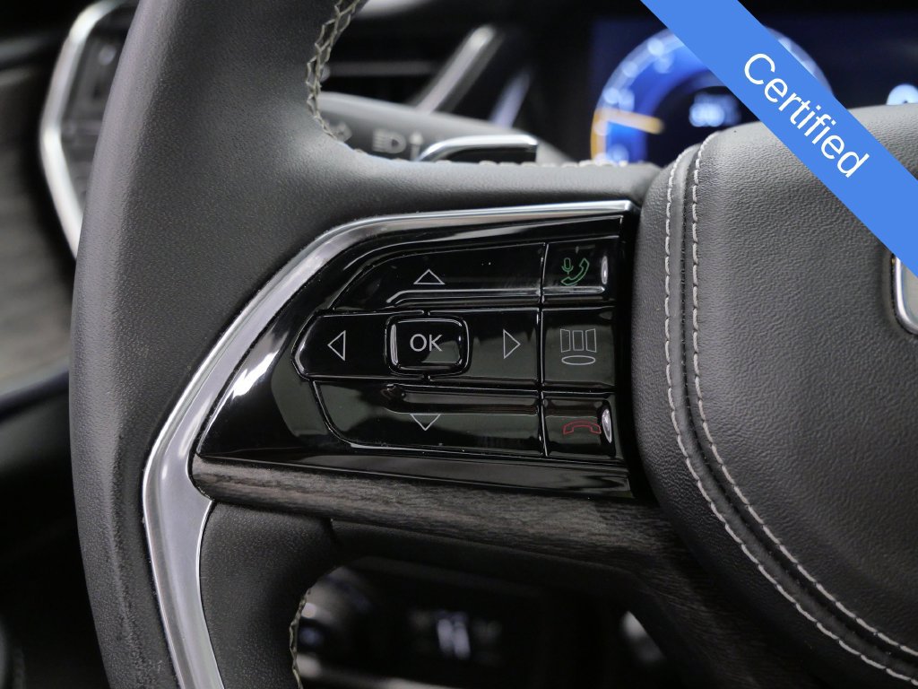 Used 2023 Jeep Grand Cherokee Overland AWD/4WD image 21