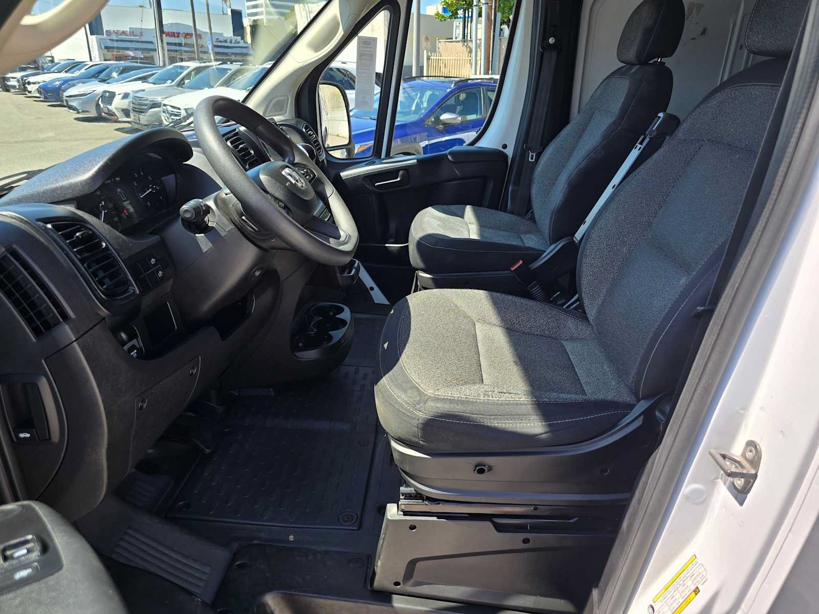 Used 2023 RAM ProMaster 2500 FWD image 21