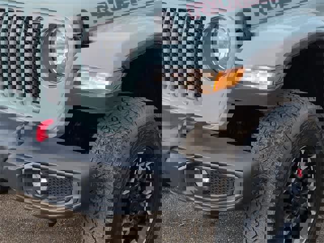 Used 2023 Jeep Wrangler Unlimited Rubicon w/ Cold Weather Group image 11