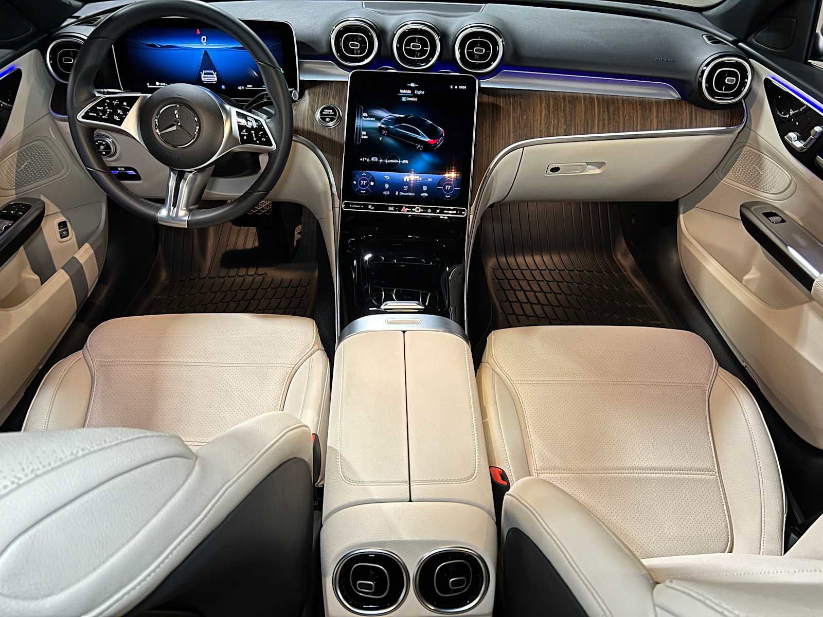 Used 2025 Mercedes-Benz C 300 4MATIC Sedan image 39