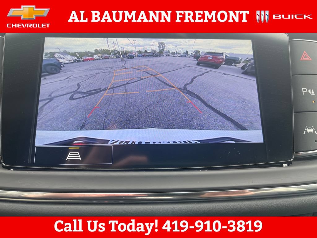 Used 2024 Buick Enclave Essence w/ Sport Touring Edition FWD image 20
