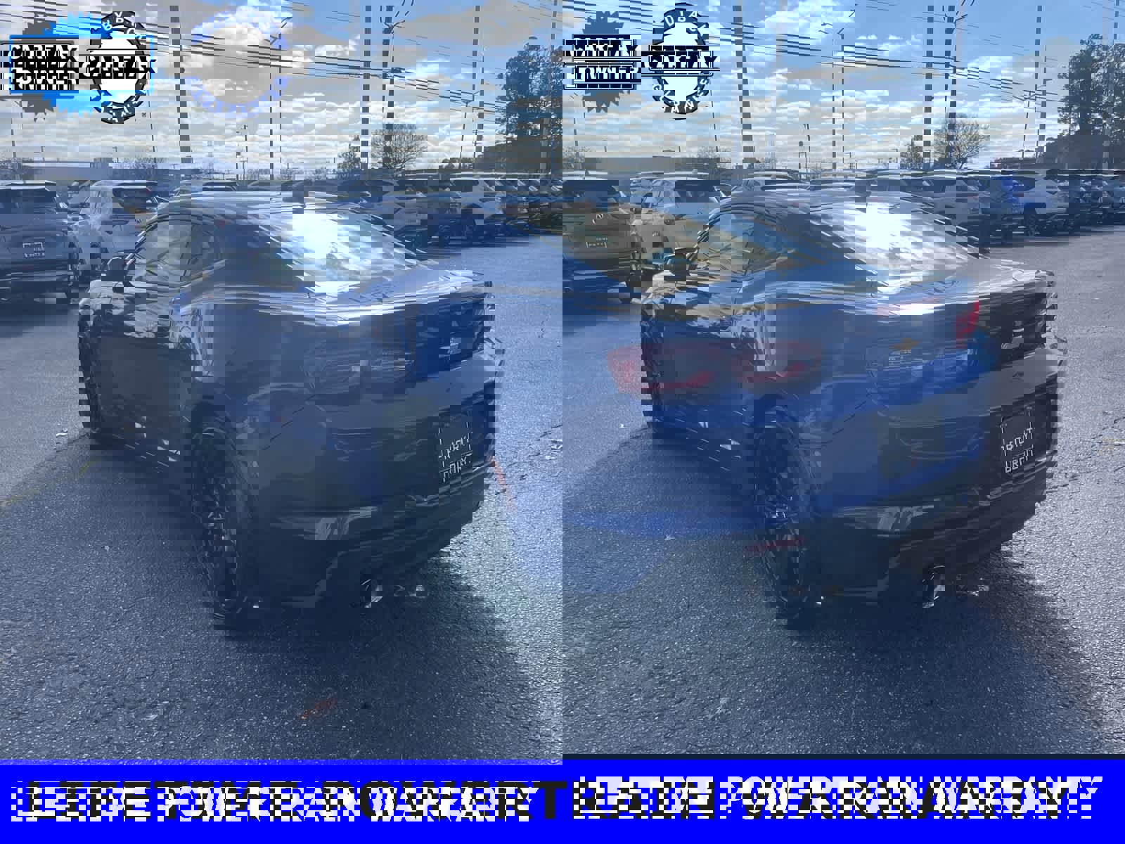 Used 2021 Chevrolet Camaro LT w/ Technology Package image 3