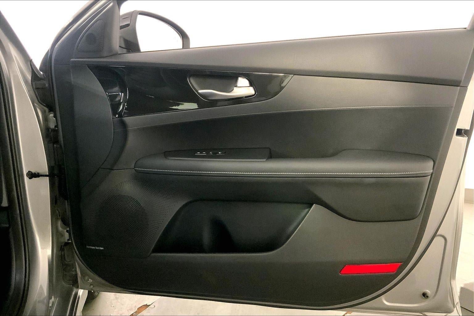 Certified 2024 Kia Forte GT-Line w/ GT-Line Premium Package FWD image 25