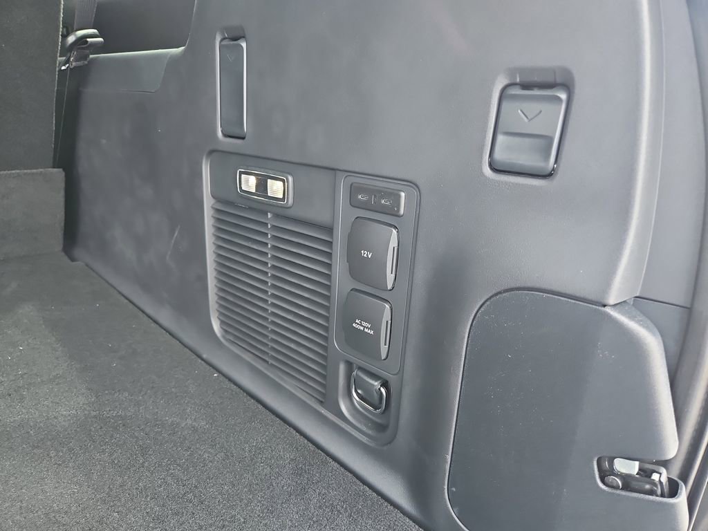 New 2025 Lincoln Navigator L Reserve image 9