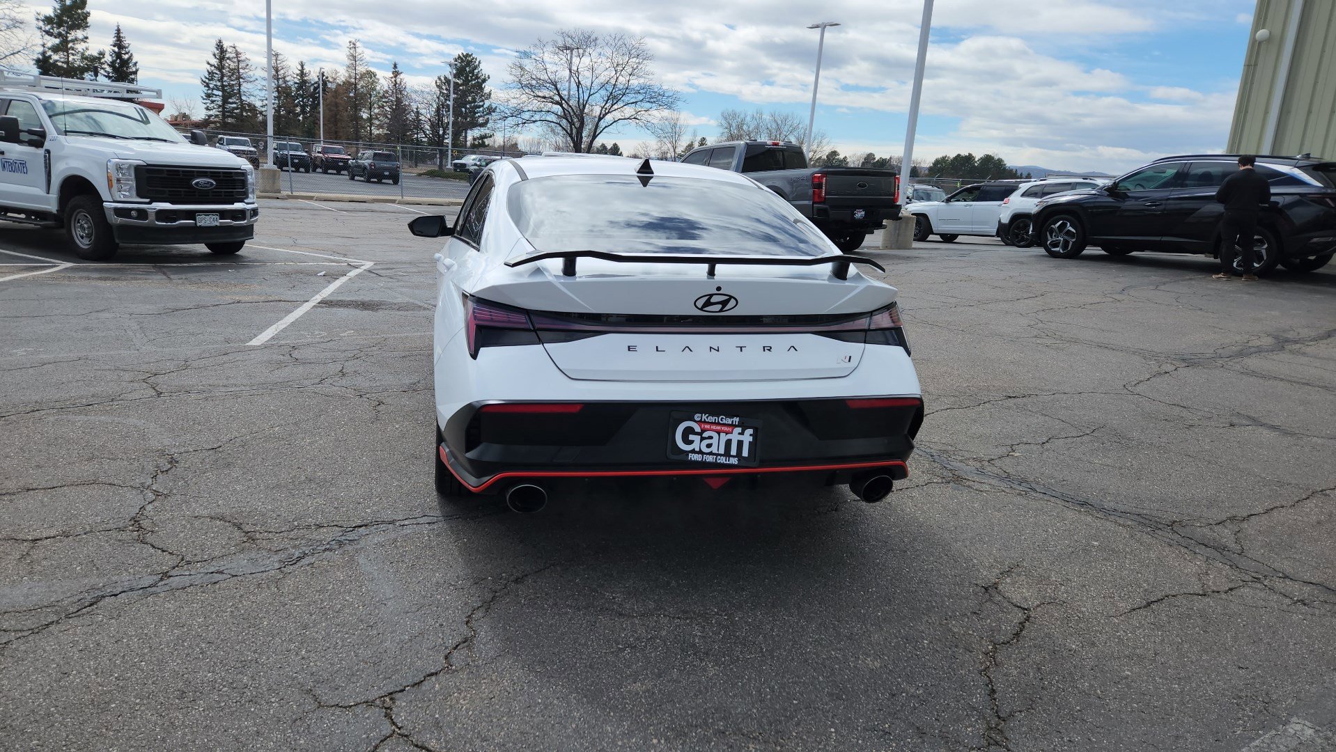 Used 2025 Hyundai Elantra N Base image 11