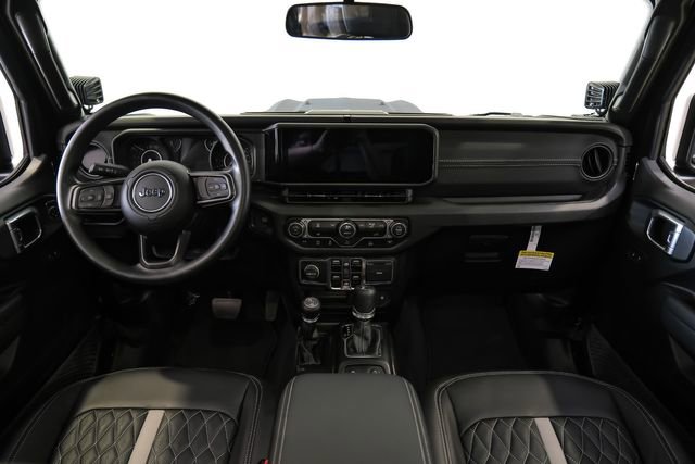 Used 2025 Jeep Gladiator Sport AWD/4WD image 30