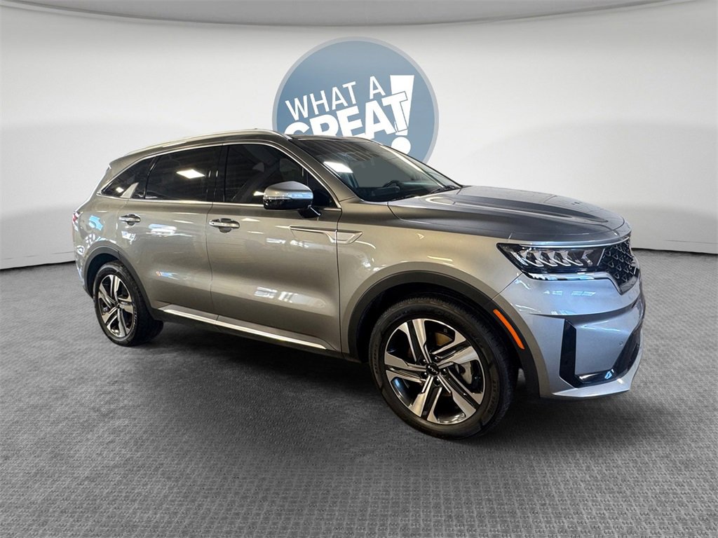 Used 2023 Kia Sorento EX w/ Panoramic Sunroof Package