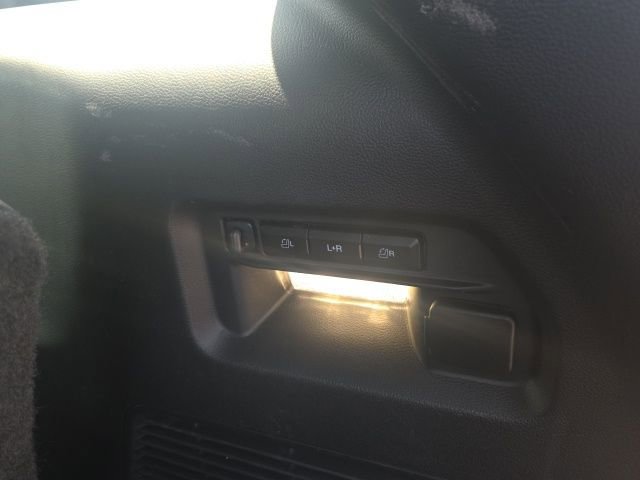Certified 2025 Ford Explorer ST image 11