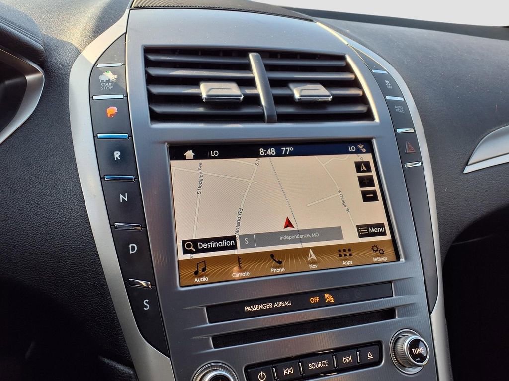 Used 2017 Lincoln MKZ Reserve image 15