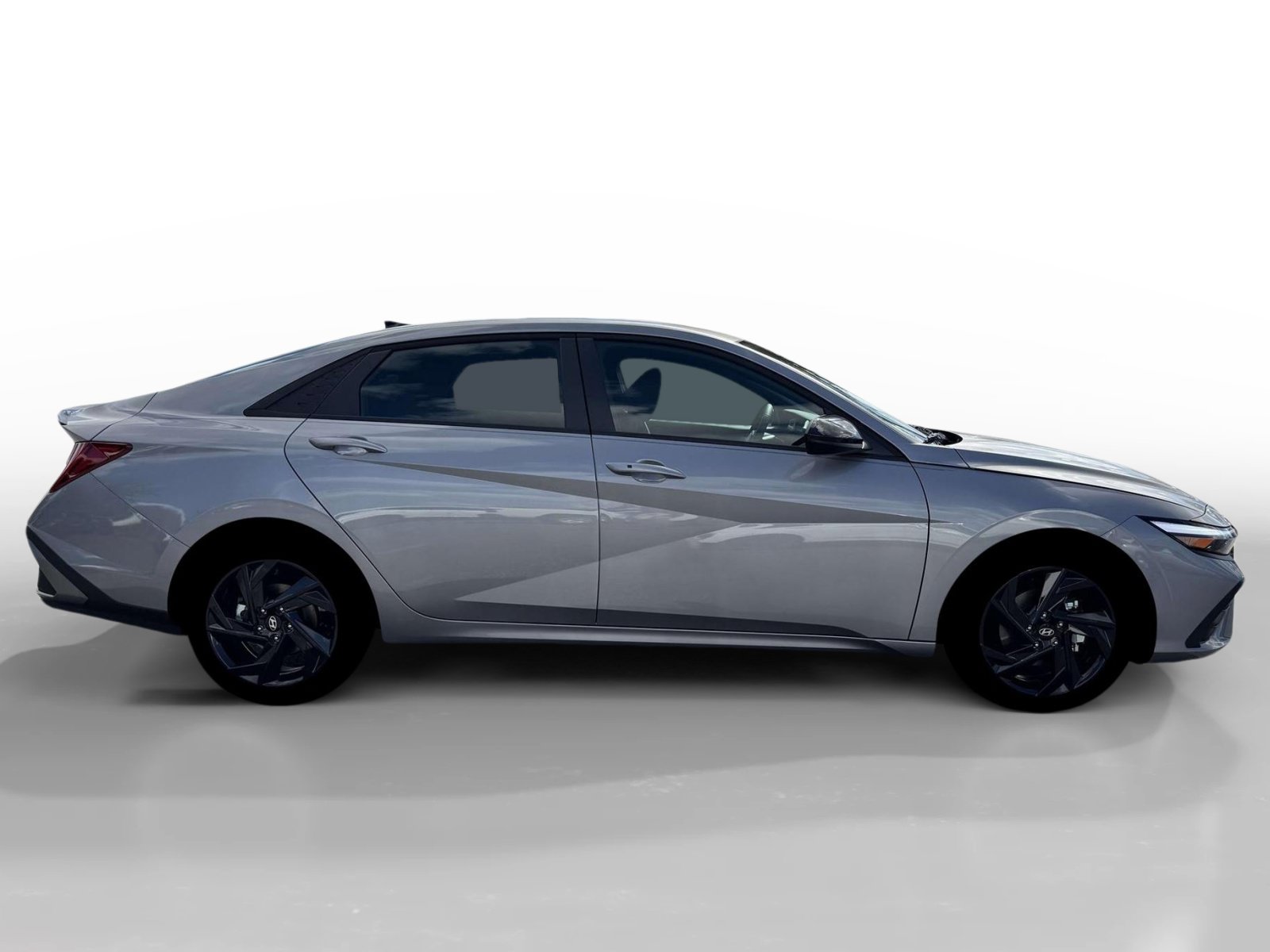 New 2026 Hyundai Elantra SEL w/ Cargo Package FWD image 9