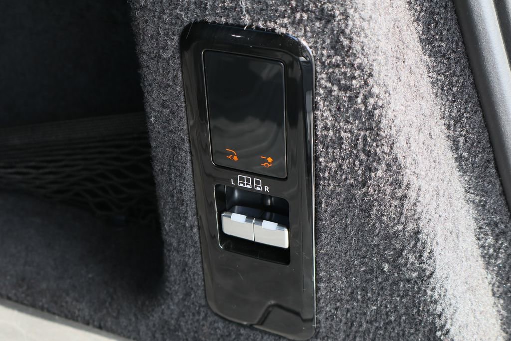Used 2024 Land Rover Range Rover Sport Dynamic SE image 26
