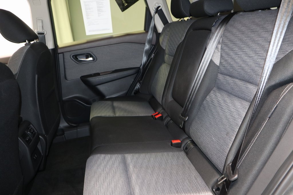 Certified 2023 Nissan Rogue SV image 25