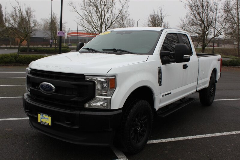 Used 2022 Ford F250 XL w/ Power Equipment Group AWD/4WD image 2