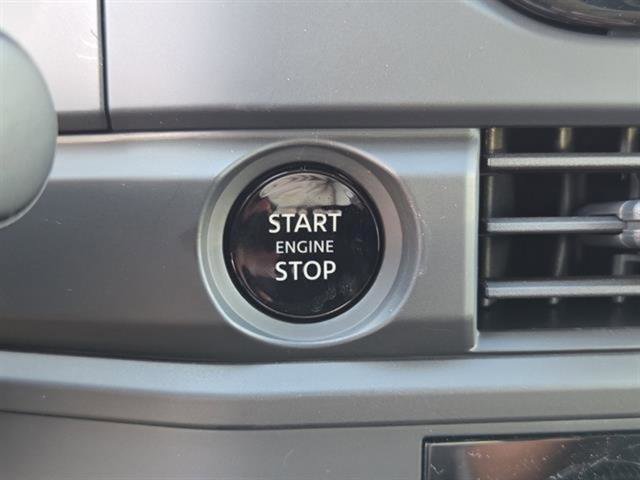 New 2025 Nissan Pathfinder S image 13