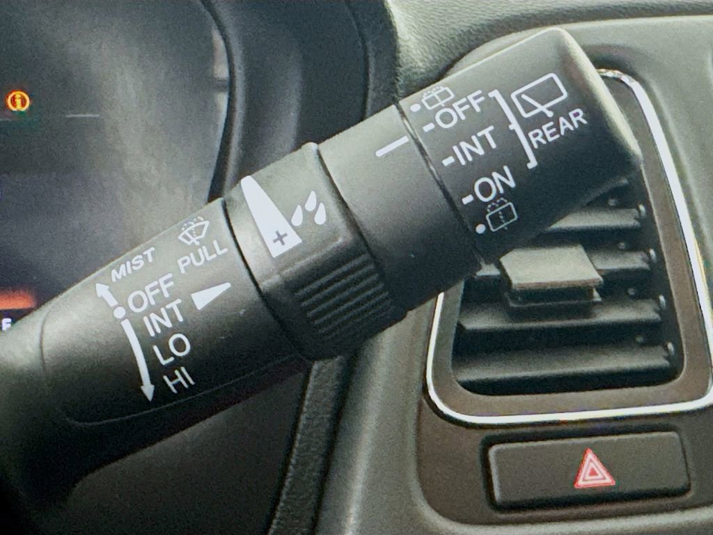Used 2022 Honda HR-V EX image 16