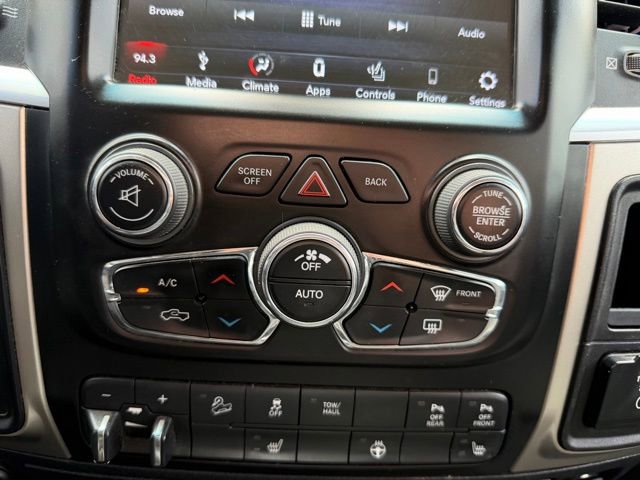 Used 2018 RAM 2500 Big Horn w/ Sport Appearance Group AWD/4WD image 19