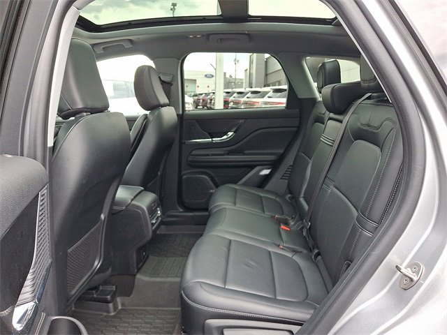 Used 2021 Lincoln Corsair AWD w/ Premium Package image 10