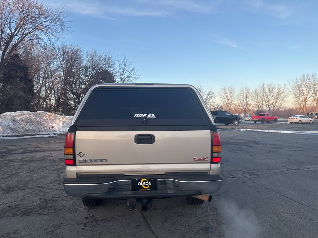 Used 2007 GMC Sierra 2500 SLE w/ Heavy-Duty Power Package image 4